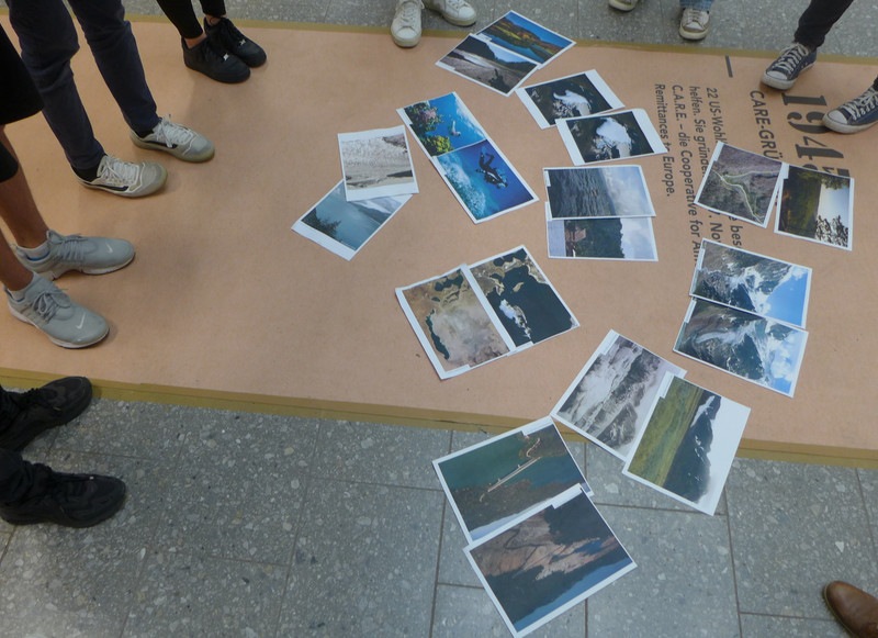 Bilder vom Klimawandel verteilt auf Boden